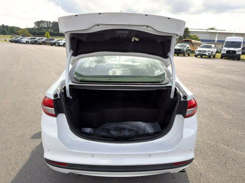 Used 2018 Ford Fusion SE w/ Equipment Group 602A FWD image 20