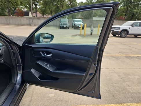 Used 2025 Honda Accord LX image 33