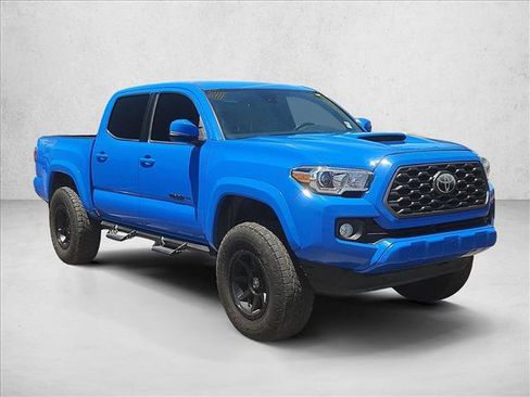 Used 2021 Toyota Tacoma TRD Sport w/ Technology Package AWD/4WD image 3