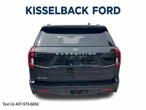 Certified 2025 Ford Expedition Active RWD image 5