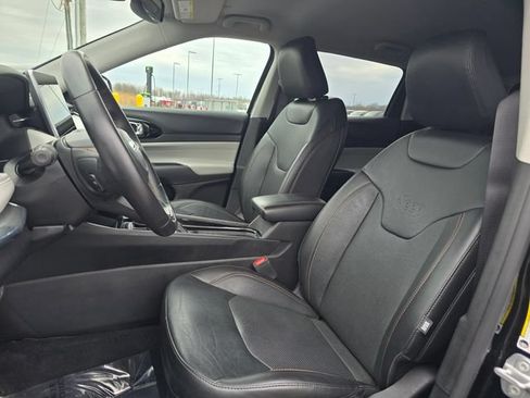 Used 2022 Jeep Compass Limited AWD/4WD image 18