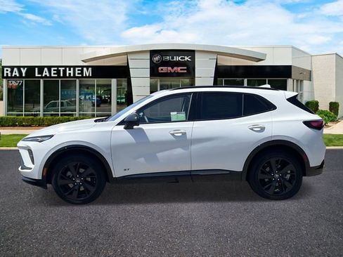 Used 2026 Buick Envision Sport Touring AWD/4WD image 2