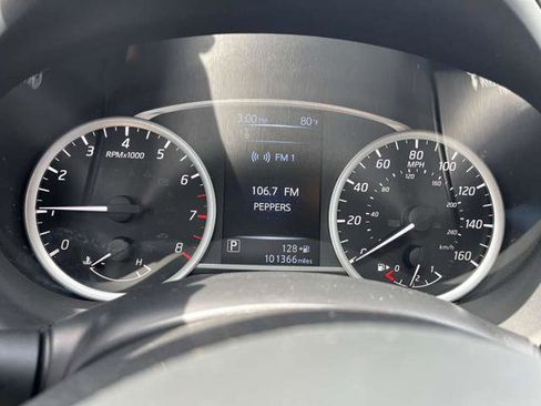 Used 2018 Nissan Sentra SV FWD image 31