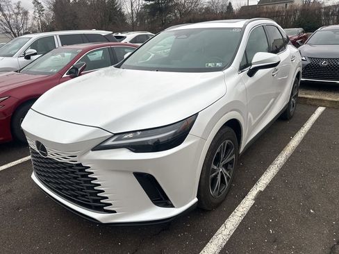 Used 2025 Lexus RX 350 Premium image 3