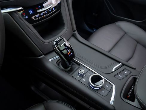 New 2026 Cadillac XT5 Premium Luxury w/ Driver Assist Package image 12