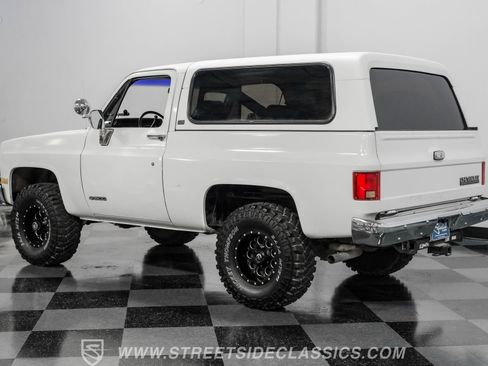 Used 1990 Chevrolet Blazer 4WD image 6
