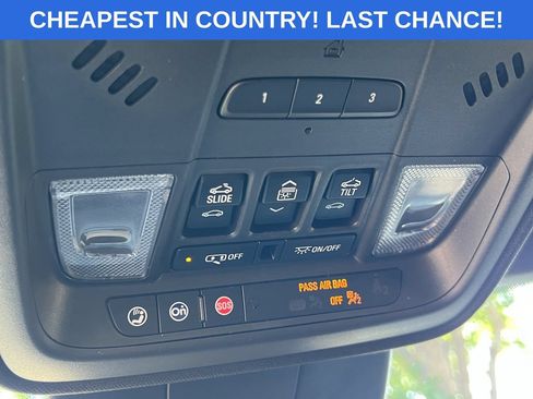 Used 2025 Cadillac XT4 Sport FWD image 23