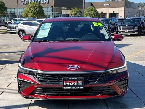 Certified 2024 Hyundai Elantra SEL image 11