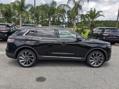 Certified 2023 Lincoln Nautilus Reserve w/ Equipment Group 202A image 4