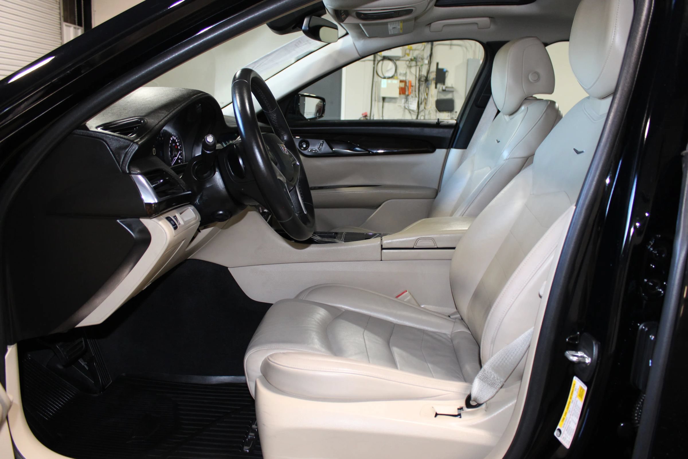 Used 2016 Cadillac CT6 RWD image 11