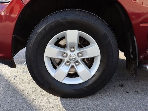 Used 2017 RAM 1500 Express image 27