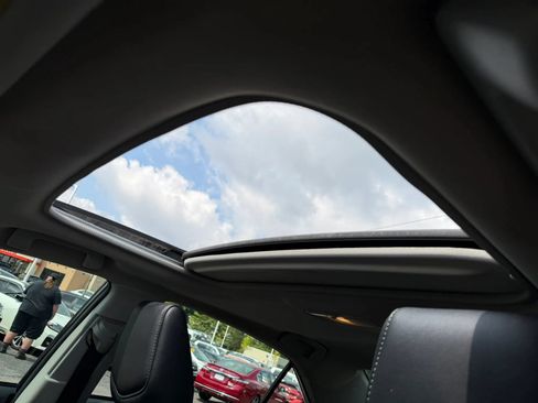 Used 2015 Toyota Corolla S FWD image 49