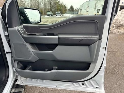 Used 2025 Ford F150 XLT w/ Equipment Group 301A Standard image 22