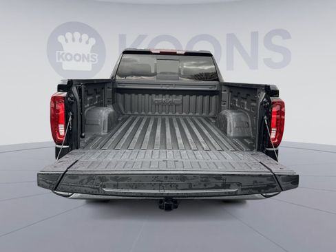Used 2023 GMC Sierra 1500 SLT w/ SLT Premium Plus Package image 21