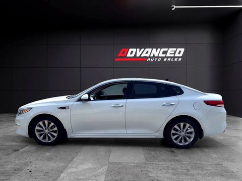 Used 2016 Kia Optima EX w/ Premium Package FWD image 8
