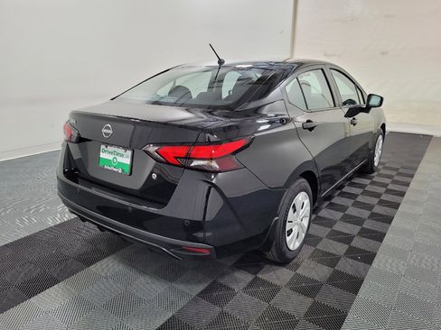 Used 2025 Nissan Versa S w/ Trunk Package FWD image 9