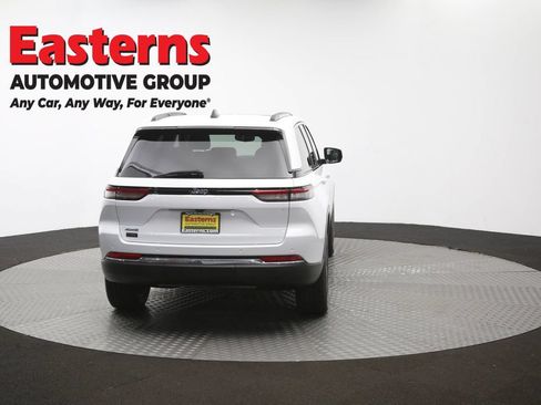 Used 2023 Jeep Grand Cherokee 4WD 4xe image 40