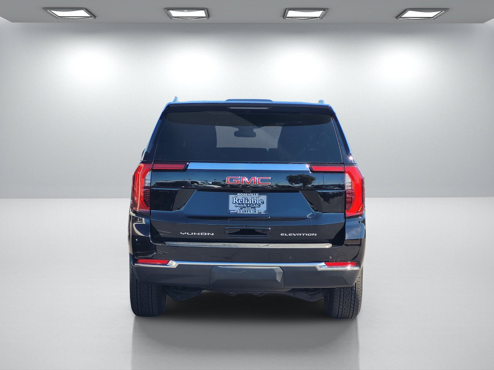 Used 2026 GMC Yukon Elevation RWD image 5