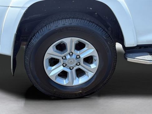 Used 2019 Toyota 4Runner SR5 RWD image 19