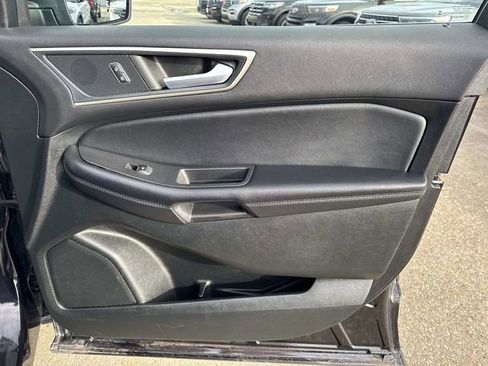 Used 2022 Ford Edge SEL AWD/4WD image 17