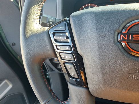 Used 2024 Nissan Frontier PRO-4X w/ Technology Package image 21