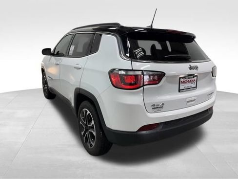 Certified 2024 Jeep Compass Limited AWD/4WD image 12