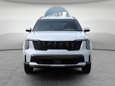 New 2026 Kia Sorento S image 2