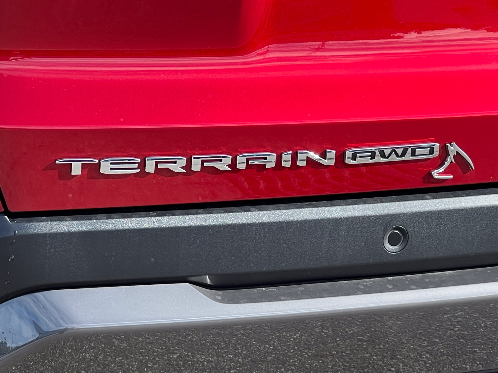 New 2027 GMC Terrain Elevation w/ LPO, Floor Liner Package AWD/4WD image 2