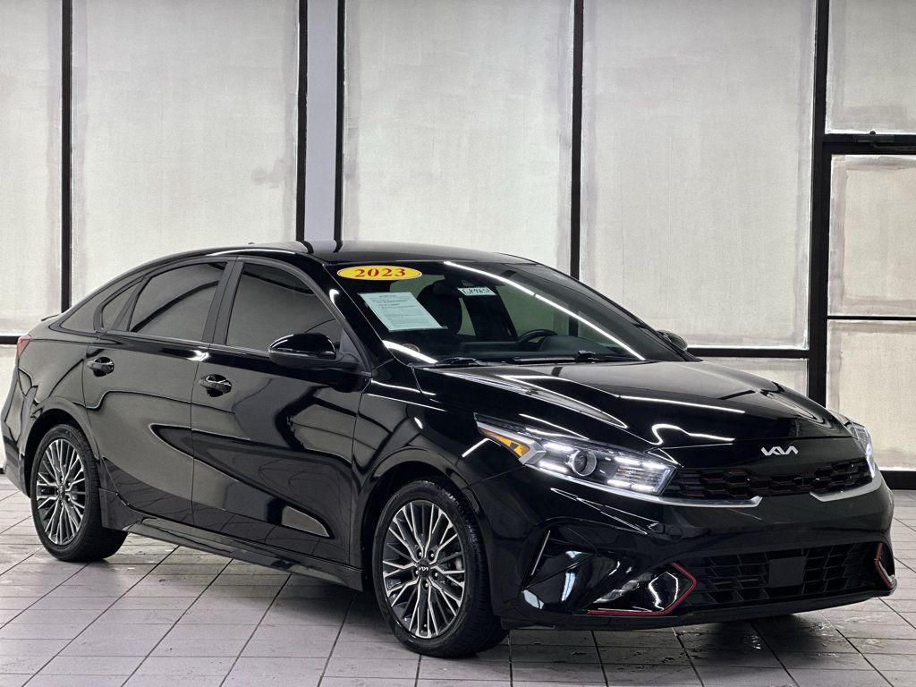 Used 2023 Kia Forte GT-Line w/ GT-Line Technology Package FWD image 1
