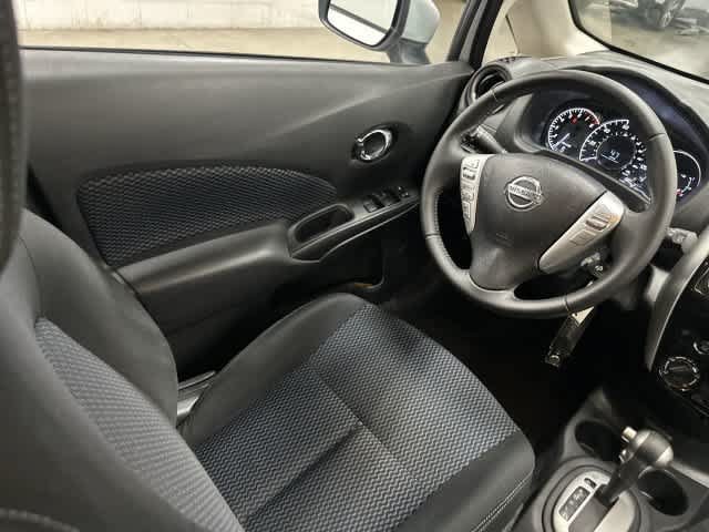 Used 2018 Nissan Versa Note SV FWD image 12