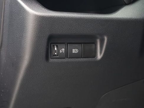Used 2024 Toyota RAV4 XLE AWD/4WD image 12