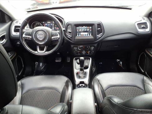 Used 2018 Jeep Compass Latitude w/ Popular Equipment Group image 7