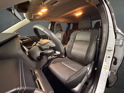 Used 2022 Mitsubishi Outlander ES AWD/4WD image 12