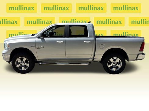 Used 2019 RAM 1500 Big Horn AWD/4WD image 11
