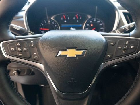 Used 2024 Chevrolet Equinox LT FWD image 25