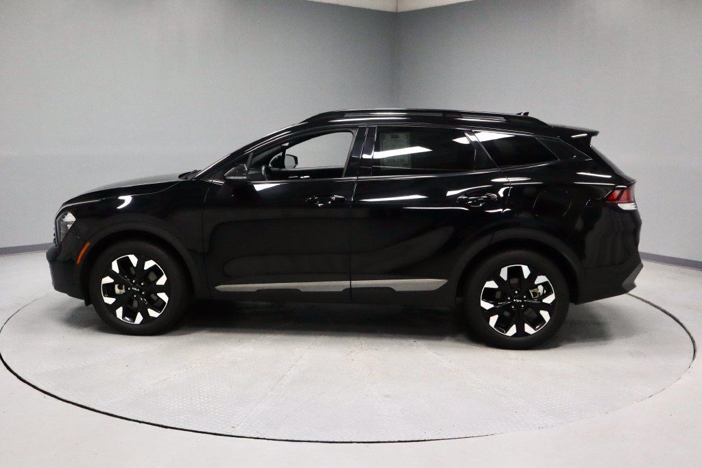 Used 2023 Kia Sportage X-Line AWD/4WD image 8
