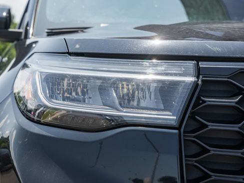 Used 2026 Ford Explorer ST-Line AWD/4WD image 18