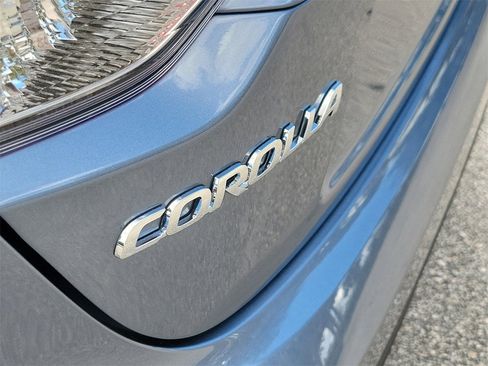 Used 2026 Toyota Corolla LE image 6