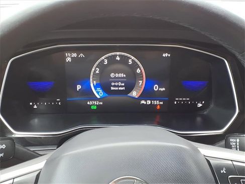 Used 2024 Volkswagen Jetta SE image 29