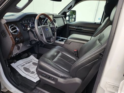 Used 2013 Ford F350 Platinum w/ Platinum Pkg AWD/4WD image 7