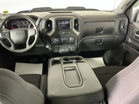 Used 2023 Chevrolet Silverado 1500 Custom Trail Boss w/ LPO, Dark Essentials Package AWD/4WD image 14