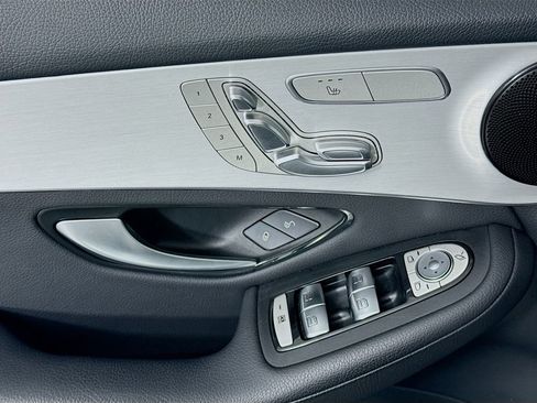 Used 2022 Mercedes-Benz GLC 300 GLC 300 image 17