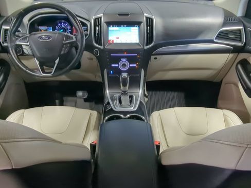 Used 2018 Ford Edge Titanium w/ Equipment Group 301A AWD/4WD image 18