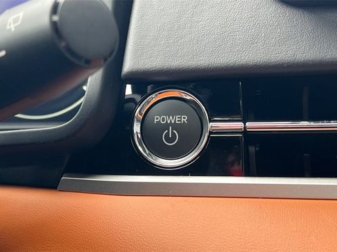 New 2025 Mitsubishi Outlander SEL image 24