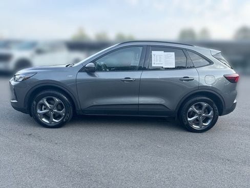 Used 2025 Ford Escape ST-Line Select AWD/4WD image 5