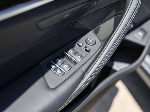 Used 2022 BMW M5 w/ Executive Package AWD/4WD image 38