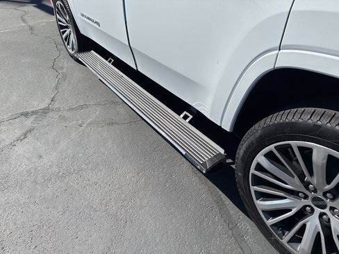 New 2025 Jeep Wagoneer Series II image 9