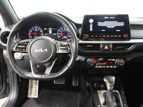 Used 2024 Kia Forte GT-Line image 2