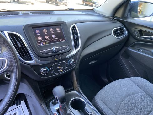 Used 2023 Chevrolet Equinox LT AWD/4WD image 23