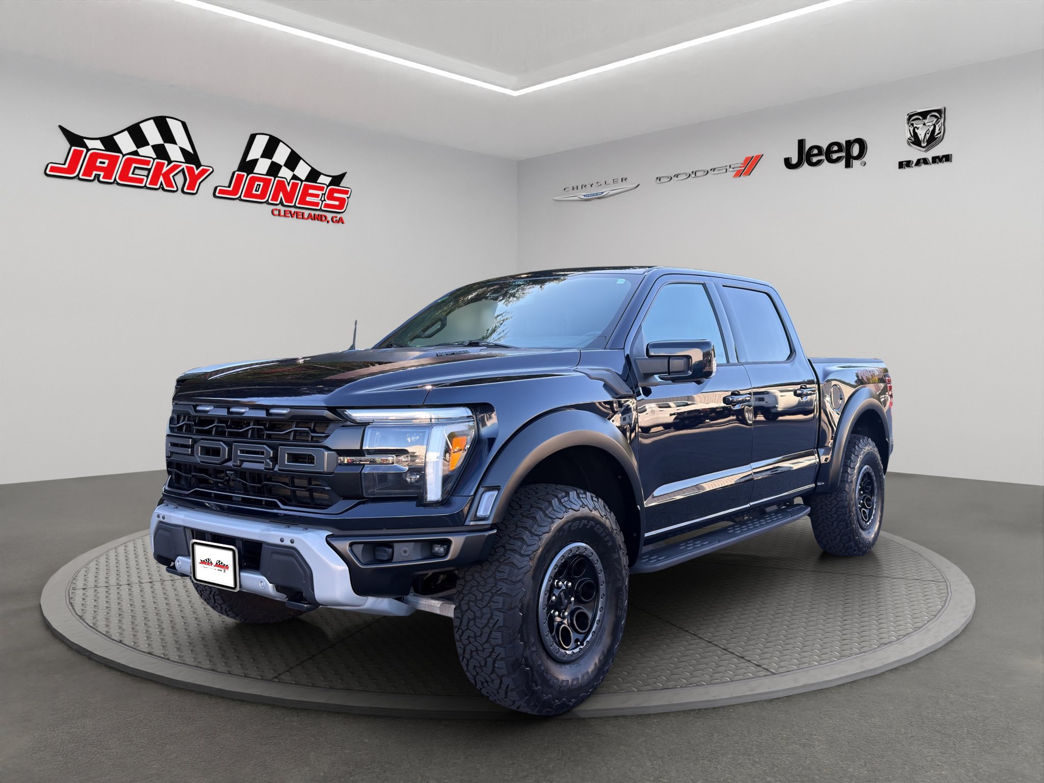 Used 2025 Ford F150 Raptor AWD/4WD image 2